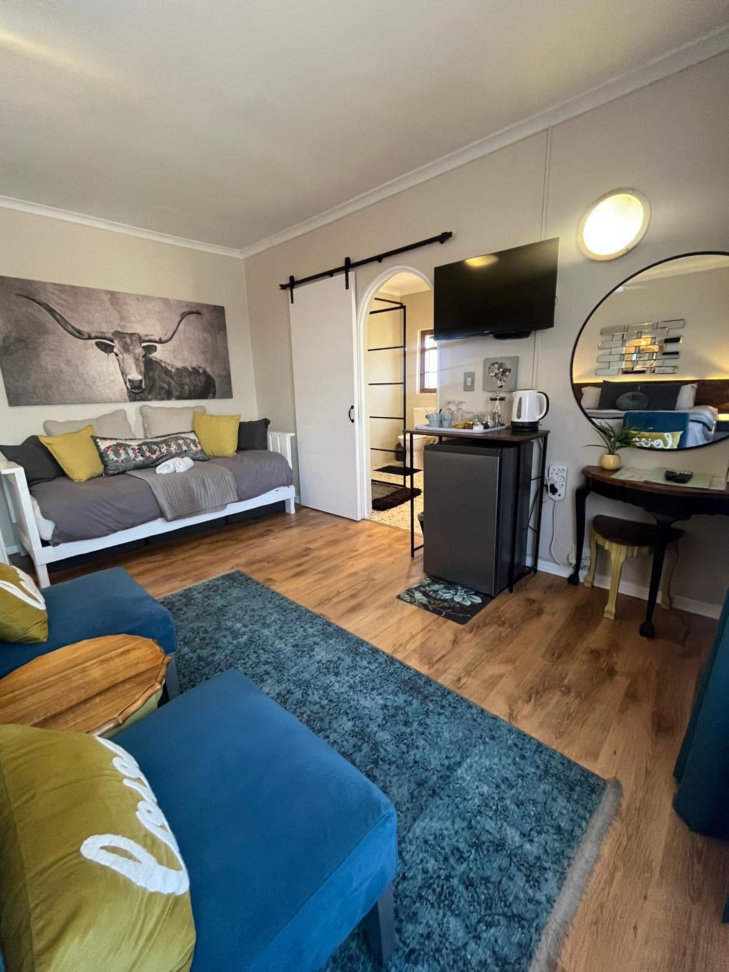 Dolphin Circle Bed And Breakfast Плетенбърг Бей Екстериор снимка