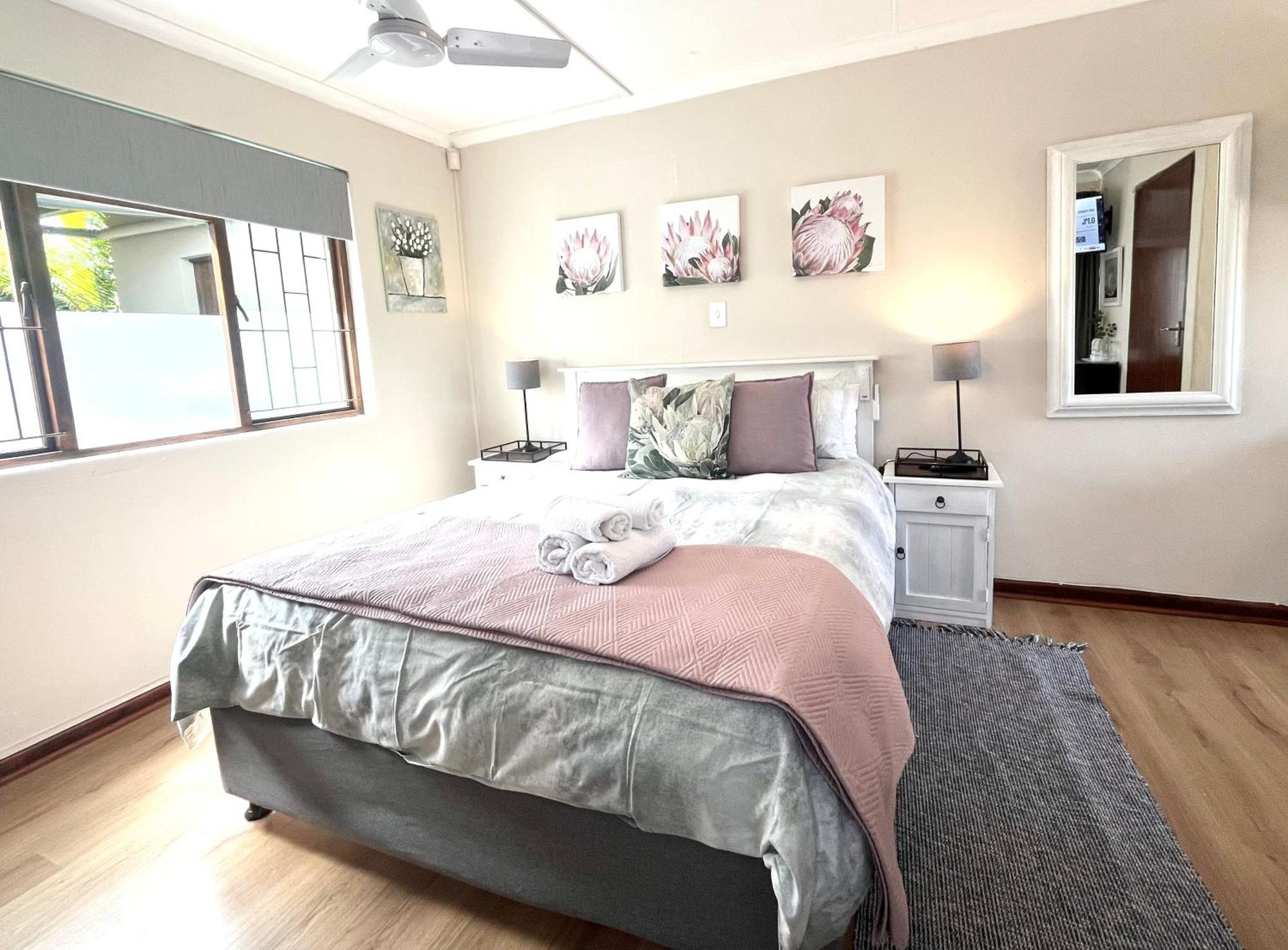 Dolphin Circle Bed And Breakfast Плетенбърг Бей Екстериор снимка